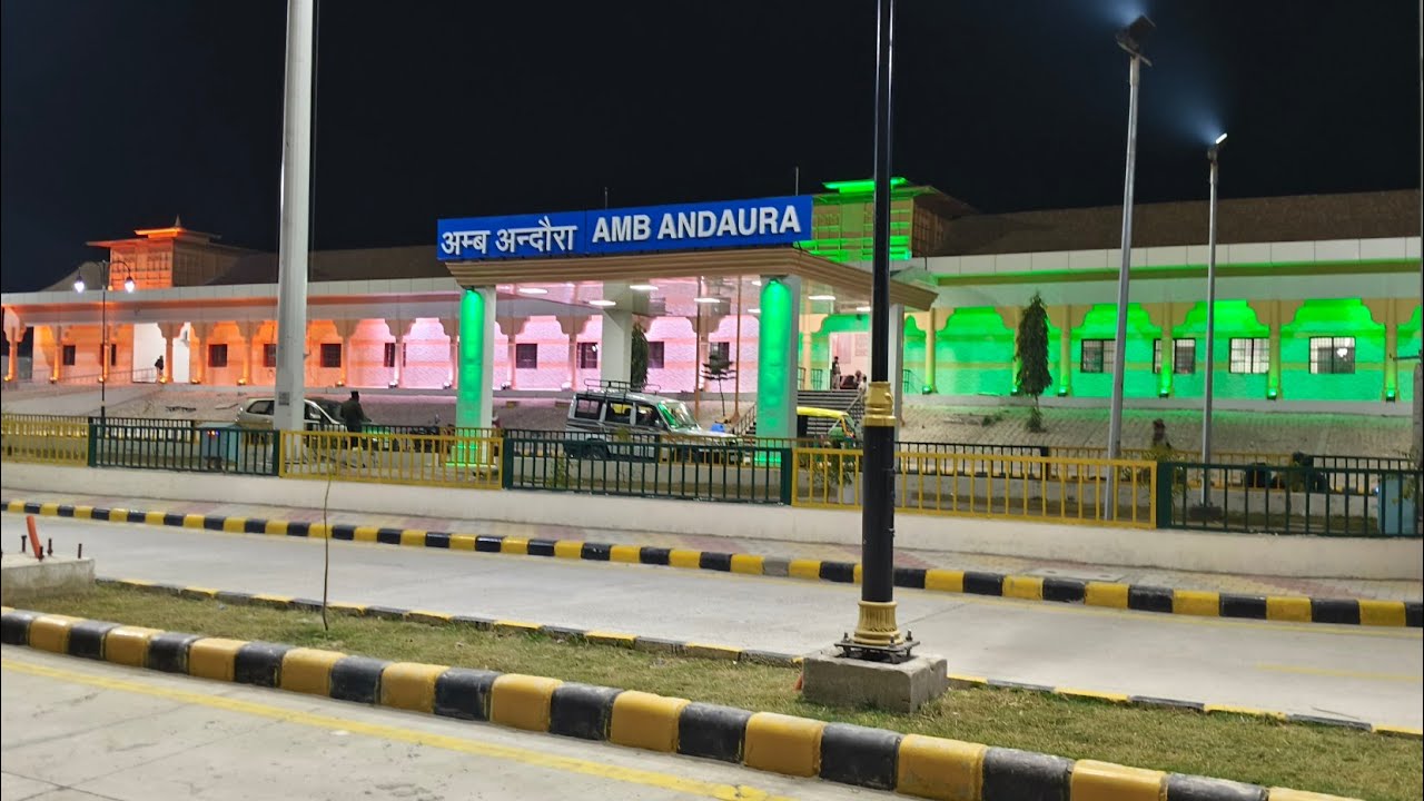 Una - Amb Andaura Railway station taxi