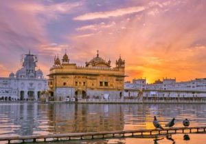 Amritsar Tour Taxi Service | Maa Pitambara Taxi Service